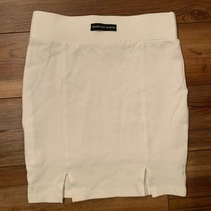 OJTB white athletic casual stretch mini skirt. Medium